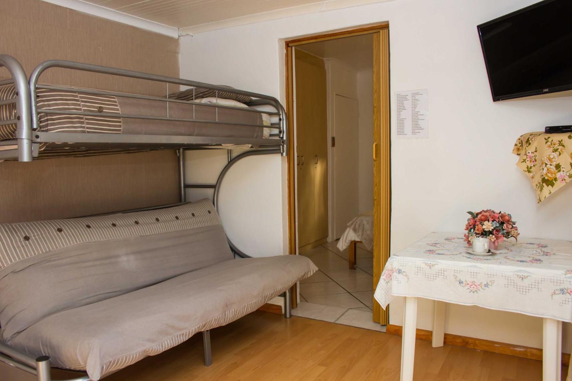 De Helling Self Catering Panzió Brackenfell Kültér fotó