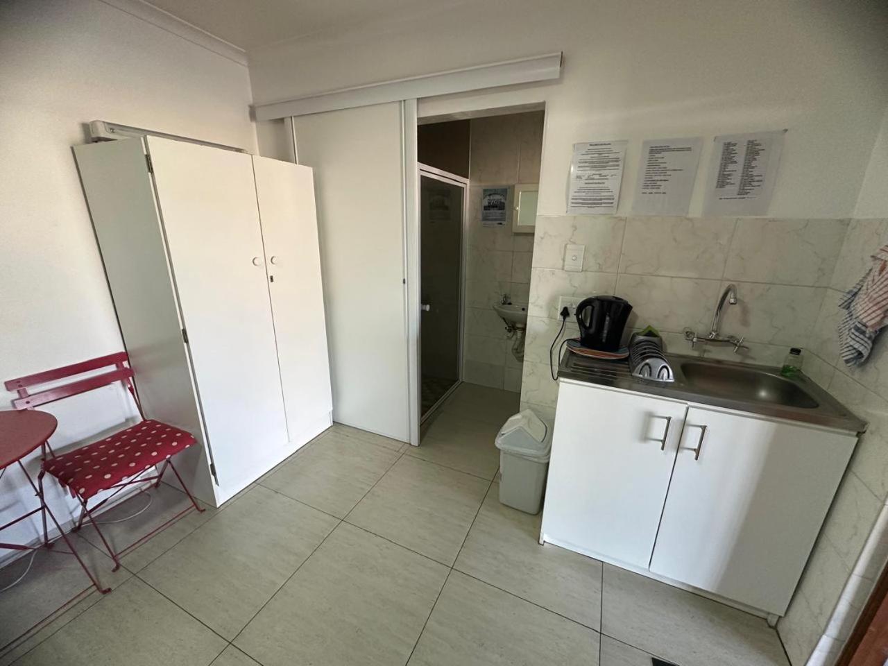 De Helling Self Catering Panzió Brackenfell Kültér fotó