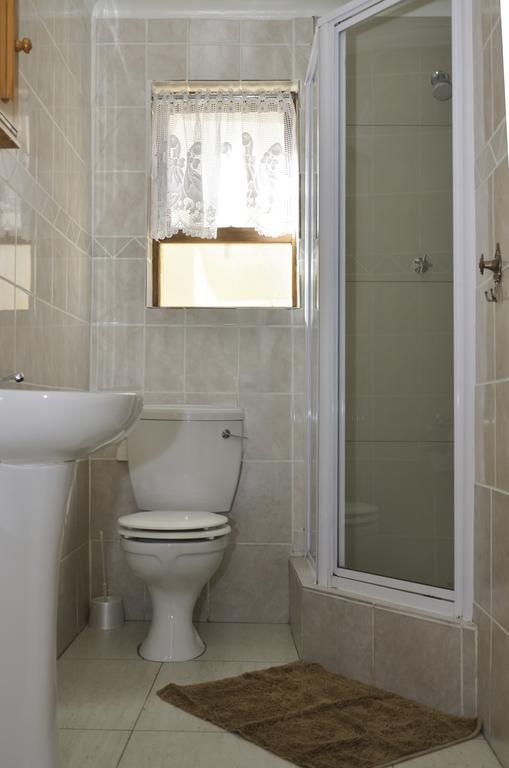 De Helling Self Catering Panzió Brackenfell Kültér fotó